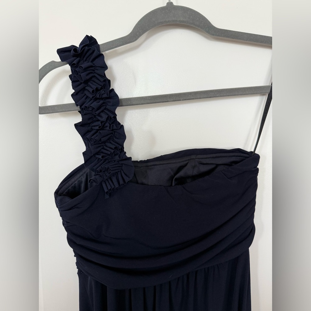 Chic Blue One-Shoulder Gown - Picture 6 of 9